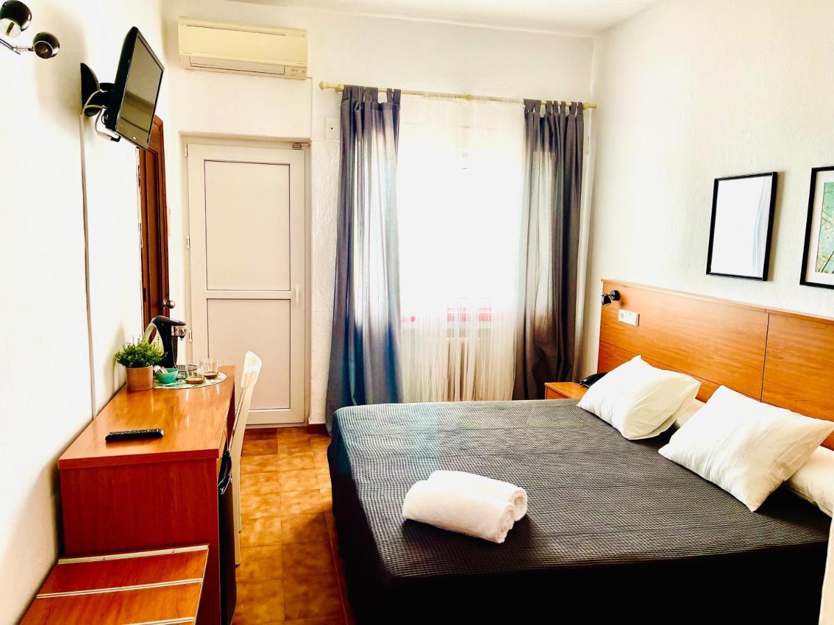 Hotel Patricia Torreguadiaro Eksteriør bilde